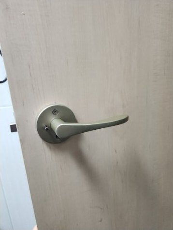 송파구 욕실 문손잡이 교체 시공 후